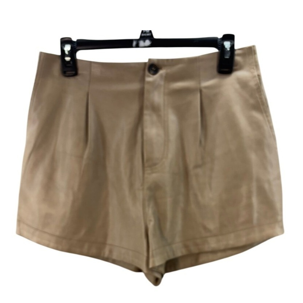 Avec Les Filles Shorts Womens Sz M Vegan Faux Leather Tan Pleated High Rise